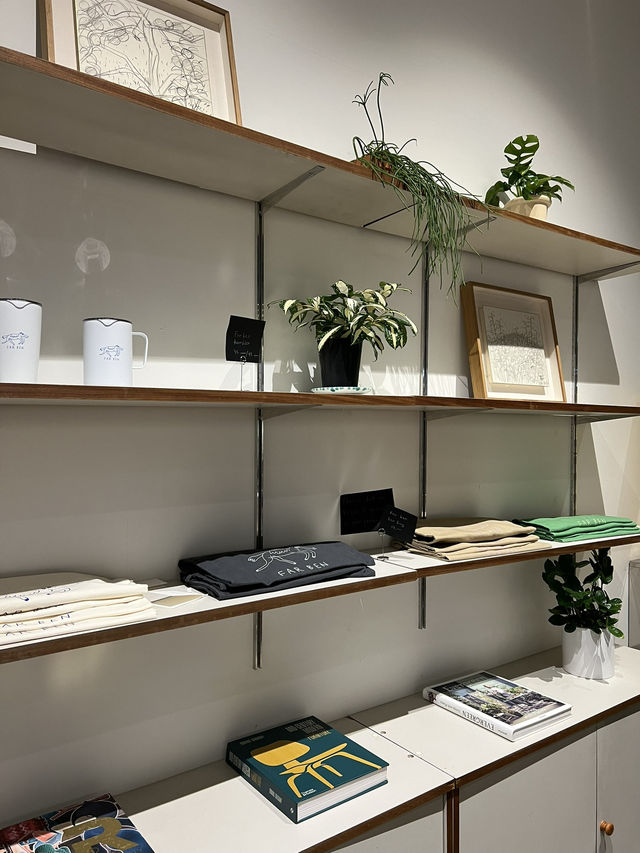 聖水のお洒落カフェ CAFE FAR BEN