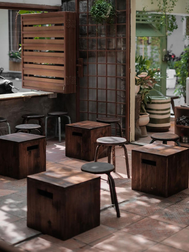 Phuhong Cafe