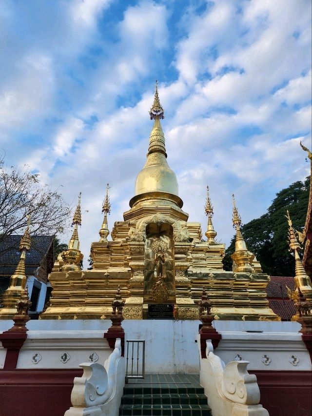 【チェンマイ】ピン川沿いにあるお寺 Wat Chai Mongkhon