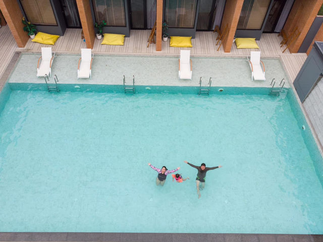 Emmarin Villa เป็นLuxury Pool Villa อยู่หาดแสงอรุณ