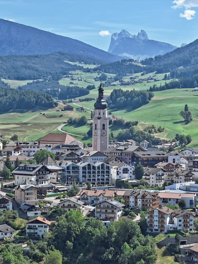 Dolomites: Italy’s Majestic Mountain Wonderland