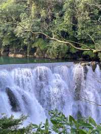 น้ำตกซือเฟิ่น ธรรมชาติสวยงามเมืองไทเป 🌳