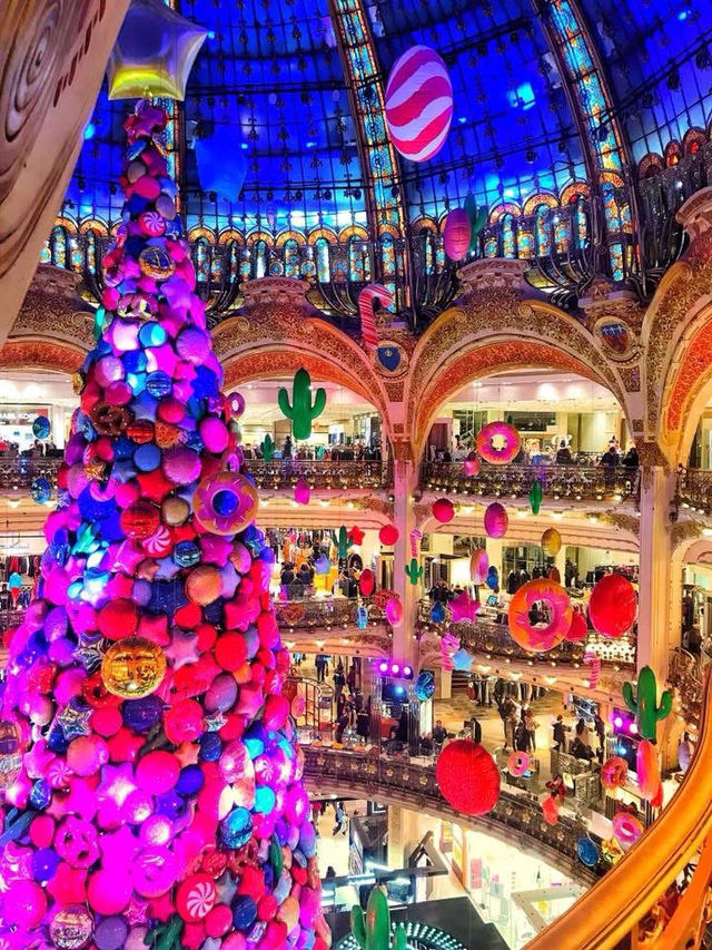 🇫🇷The beautiful Galeries Lafayette🇫🇷