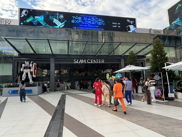 Siam Center: Bangkok’s Trendy Hub for Fashion and Fun