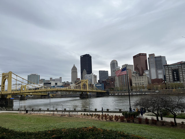 Pittsburgh Park with best skyline views!