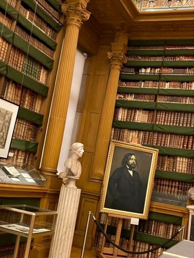 回到17 世紀的巴黎圖書館