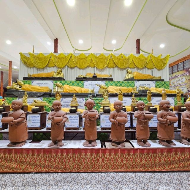 วัดราษฎร์ประคองธรรม