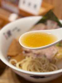 🍜 京都拉麵狂粉必吃清單！這次要帶大家去的是京都河原町附近的拉麵名店麵屋豬一