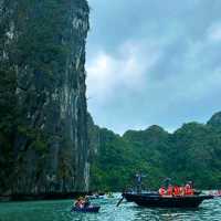 🚢 Halong Bay Cruise  Holiday– A Magical Voyage in Vietnam! 🇻🇳✨