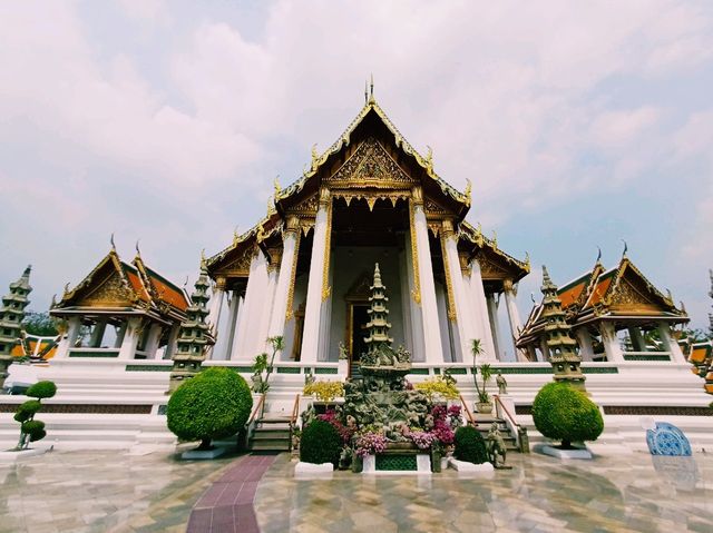 泰國曼谷市中心著名地標性寺廟景點：大鞦韆，適合拍照📸打卡冥想