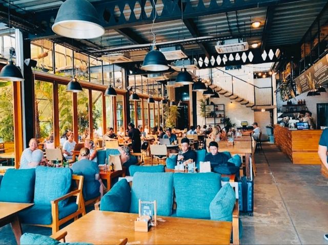 A MUST VISIT CAFÉ IN BALI.