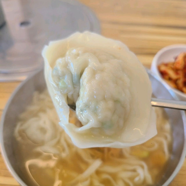 서귀포 안덕면 맛집)홍칼 - 하루 4시간만 영업하는 만두전골, 칼국수 맛집 / 제주신화월드 근처 맛집