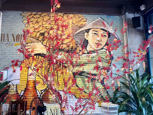 越南🇻🇳會安Ha Noi Old餐廳 「雞迷路」吃了不迷路