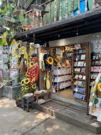บ้านข้างวัดสถานที่ของศิลปิน