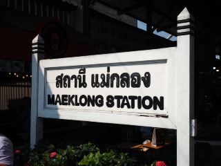 A Day Trip to Maeklong Railway Market and Ancient Temples