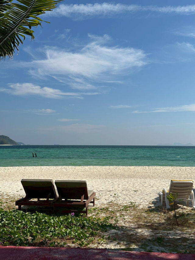 ที่พักหลีเป๊ะ ติดหาดที่สวยอันดับ 6 ของโลก✨🏝