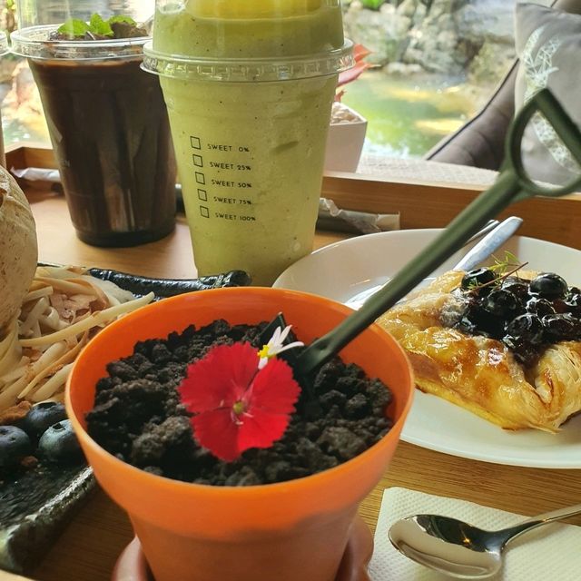 🍸Grid Garden Cafe ✨️คาเฟ่ในหมอกท่ามกลางสวนสวย