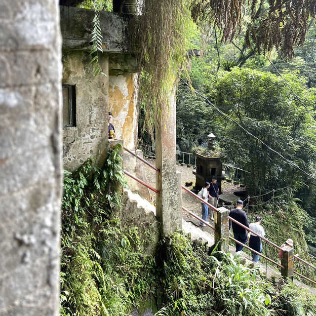 輕健行推薦｜銀河洞越嶺步道