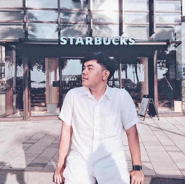 คาเฟ่วิวสวยติดทะเล 🌤️