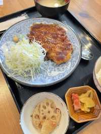 대마도 히타카츠항 근처 일본 가정식 큐베이