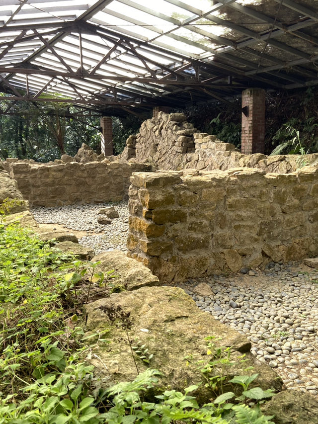 新店第一高峰-獅仔頭山｜古道遺跡探險路線推薦！