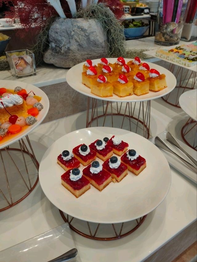 【バンコク】お手軽に楽しめるランチビュッフェ🍴