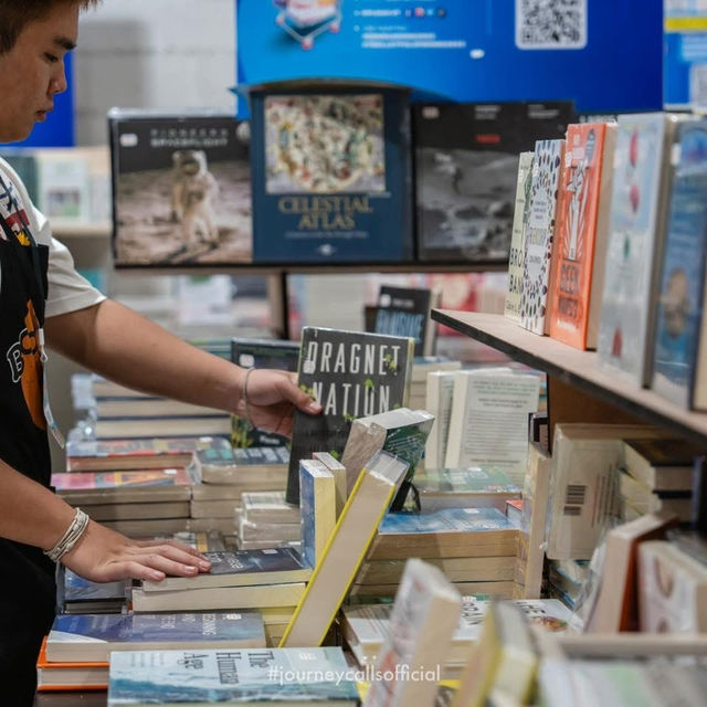 ภูเก็ตก็มีงานมหกรรมหนังสือนะ 📕📖