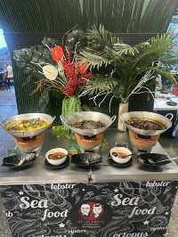 最新！ベトナム🇻🇳ニャチャンで気軽に食べれるシーフードビッフェ