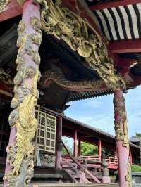 【茨城】赤字に金色の龍の彫刻 の本殿