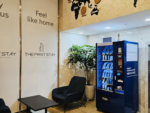 首爾平價住宿推薦| 首爾First Stay Hotel入住心得｜近明洞站交通便利、夜市美食環繞、小資族首選