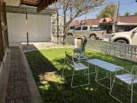 สวนหน้าบ้าน คาเฟ่ขนมปังโฮมเมท  ชลบุรี