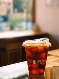 Fulfil เติมเต็ม : คาเฟ่เล็กๆตกแต่งสไตล์มินิมอล