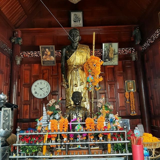 วัดที่สร้างจากสมบัติของคหบดีที่ฝังไว้