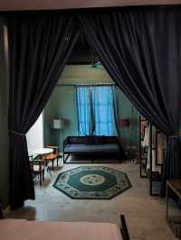 Green Room: Naptel Changmoi 