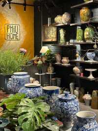 Phiu Space
