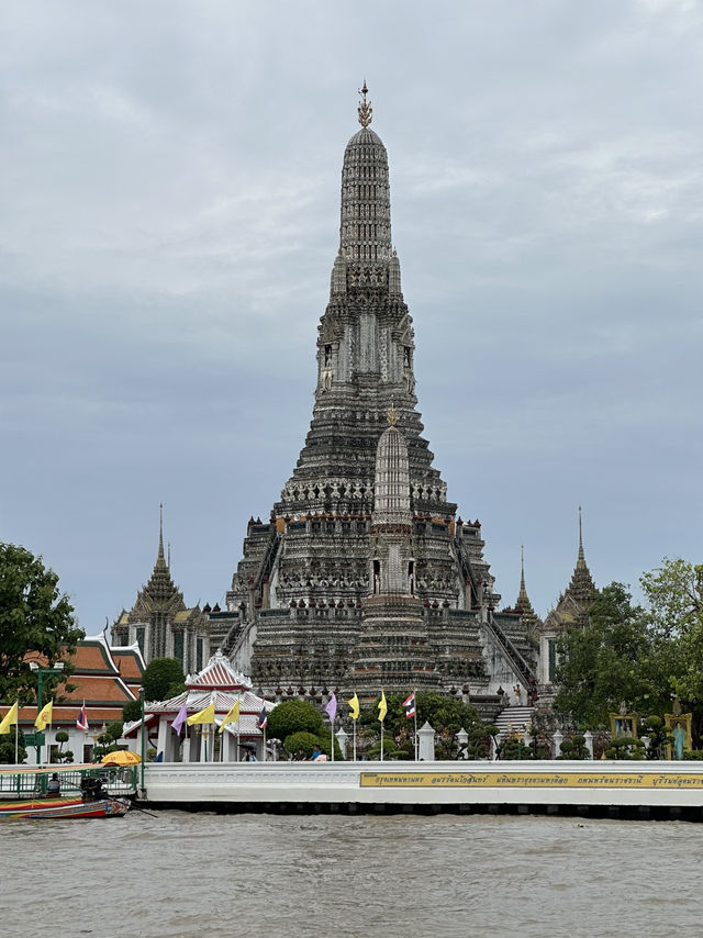 Weekend gateaway to Kanchanaburi and Bangkok