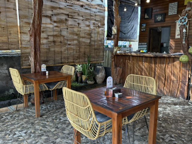 Neighborhood cafe in southwest Lembongan