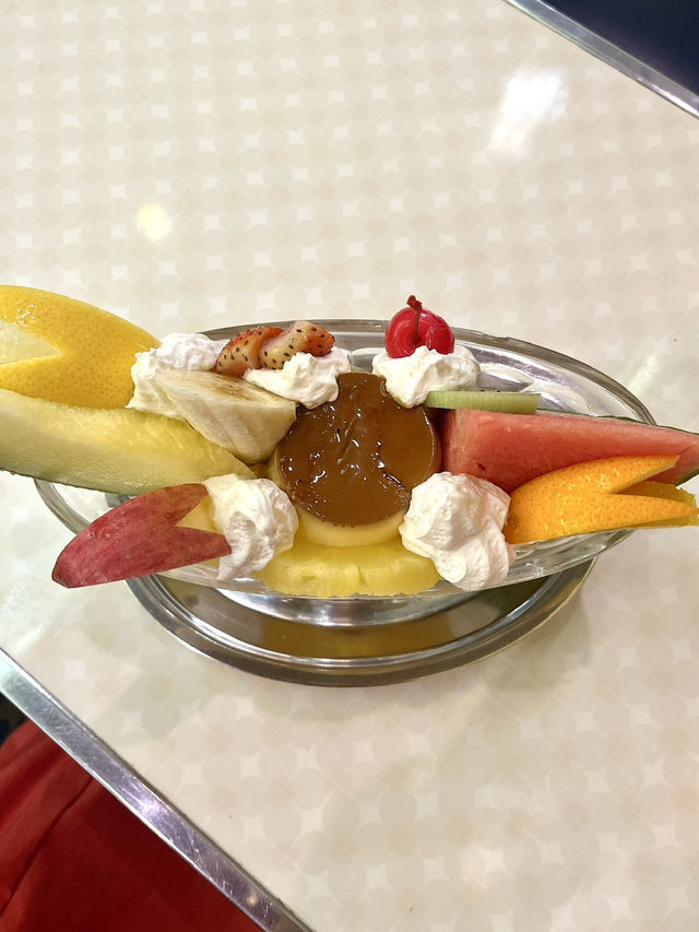 ☕【大阪・なんば 喫茶店アメリカン】昭和レトロの夢が広がる、まるで映画のような純喫茶体験
