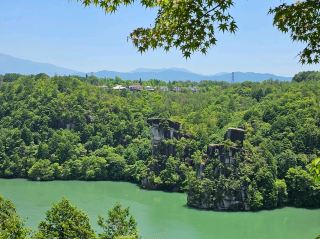  懸崖之上的絕景秘境：惠那峽展望台（恵那峡景觀台） 🌄