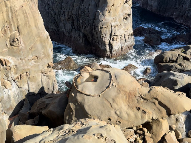 🌊 Udo Jingu – A Serene Cliffside Shrine by the Sea