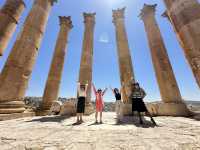 約旦-傑拉什考古遺址Jerash，請注意攤販拍照索取小費