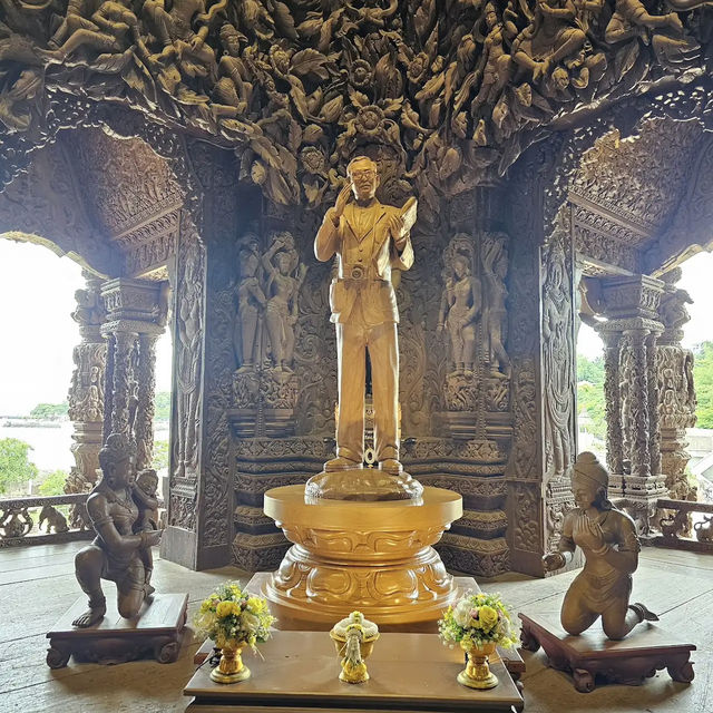 ปราสาทไม้สวยงามระดับโลก