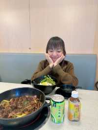 任食雞煲、牛尾煲、豬手煲