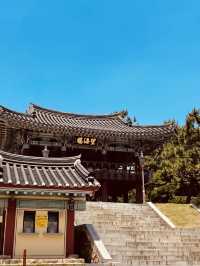 Jinnamgwan Hall, Yeosu: A Monument to Naval History and Architectural Grandeur