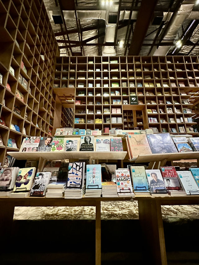 From Silver Screens to Story Pages: A Cinematic Maze for Book Lovers at REXKL