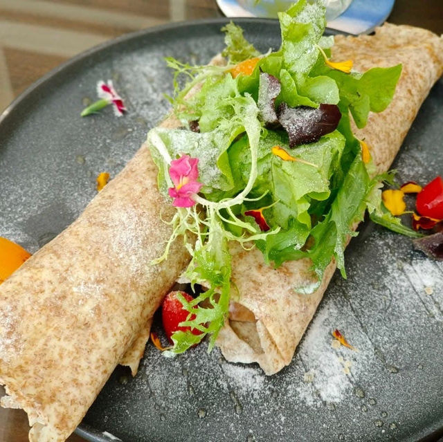 陽明山上的美食及美食後的消食健行～紗帽山步道