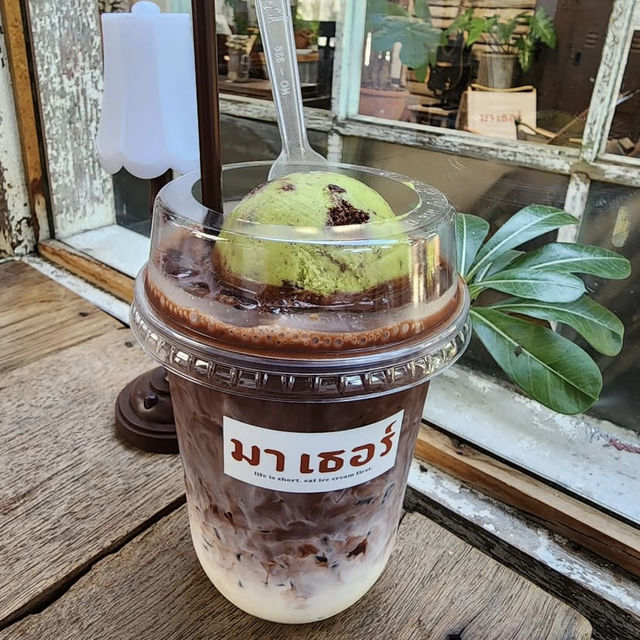 🌿 Mother Cafe 