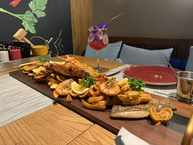 Claws & Co – ซีฟู้ดชัคยกททะเลมาเสิร์ฟ