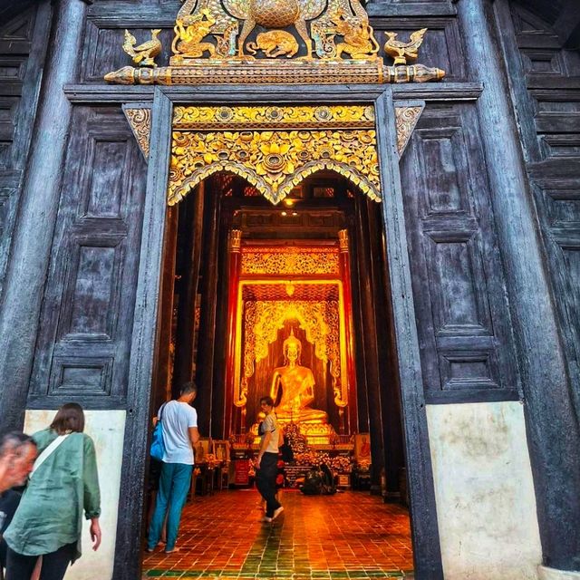 ไปขอพรให้มีความสำเร็จเพิ่มพูนเป็นร้อยเท่าพันเท่า