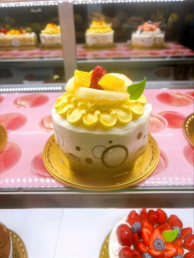 Sweet Treats at Chateraise Westgate
